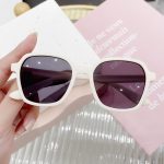 Kids / Children's Colorful Box Cartoon Sun Glasses - Image 2